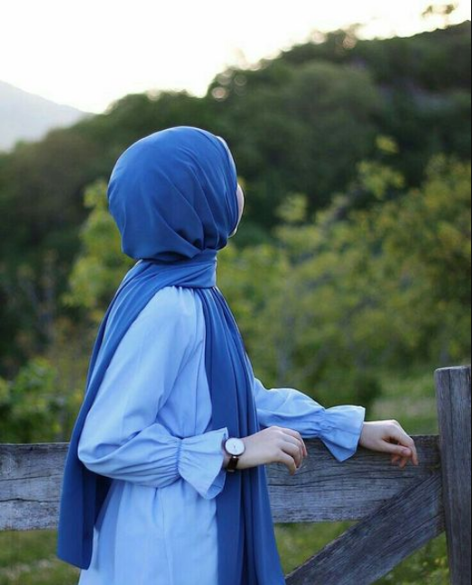 A photo of a muslim girl